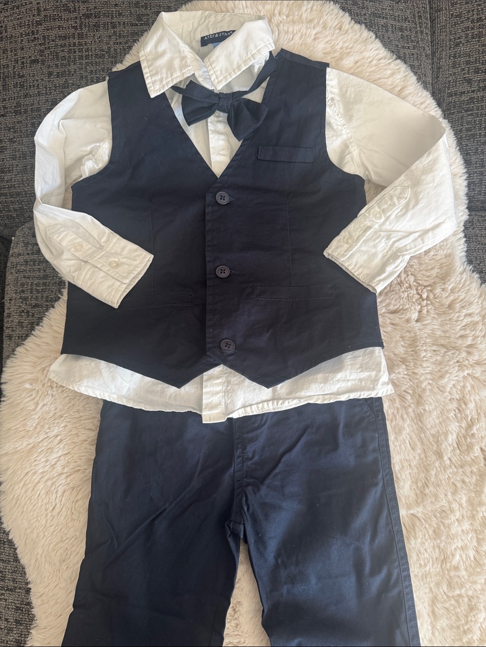 Andy & Evan size 5 Navy 4-piece set